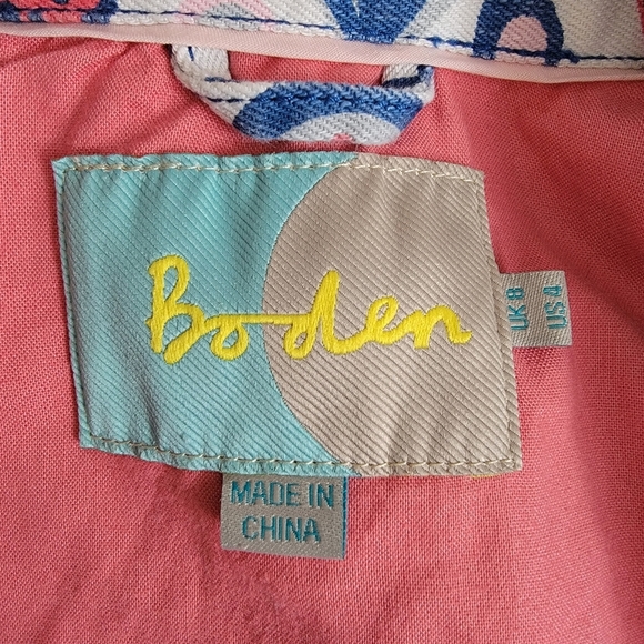 Boden Denim Lined Strawberry Print Jacket Sz 4 - Picture 4 of 7